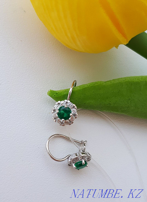 Детские серебряные сережки с фианитами Алматы - изображение 2