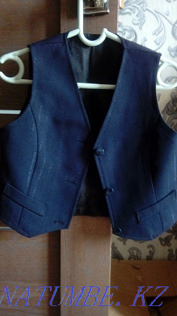 Комплект: юбка, брюки, жилет, пиджак Усть-Каменогорск - изображение 1
