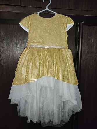 Шикарное платье на 4-5 лет Almaty