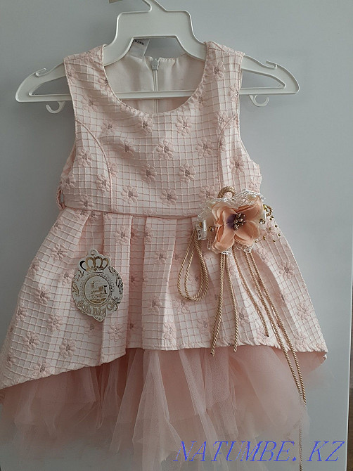 Продам нарядное детское платье на 12-18 месяцев Каргалы - изображение 1