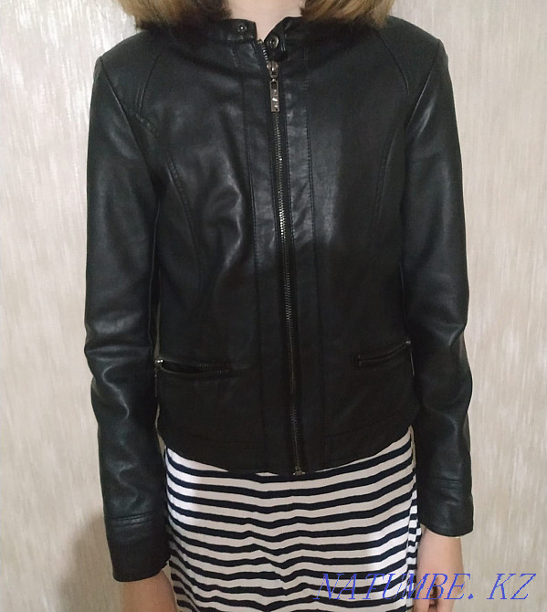 Продается куртка на девочку Усть-Каменогорск - изображение 2