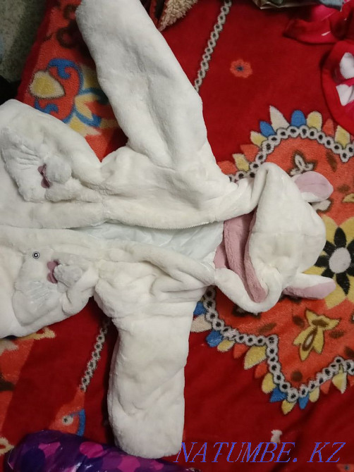 Қызға балаларға арналған пальто сатамын  - изображение 2