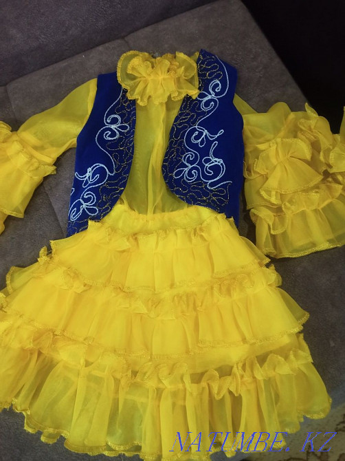 Продам платье национальное. На девочку 2-3 г. Худенькую. Павлодар - изображение 1