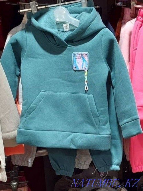 I sell a tracksuit for girls Karagandy - photo 1
