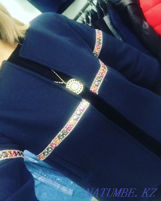 Продам тёплую накидку или же пиджак Балхаш - изображение 1