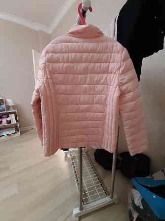 Куртка розовая Zara и шапочка в подарок Astana