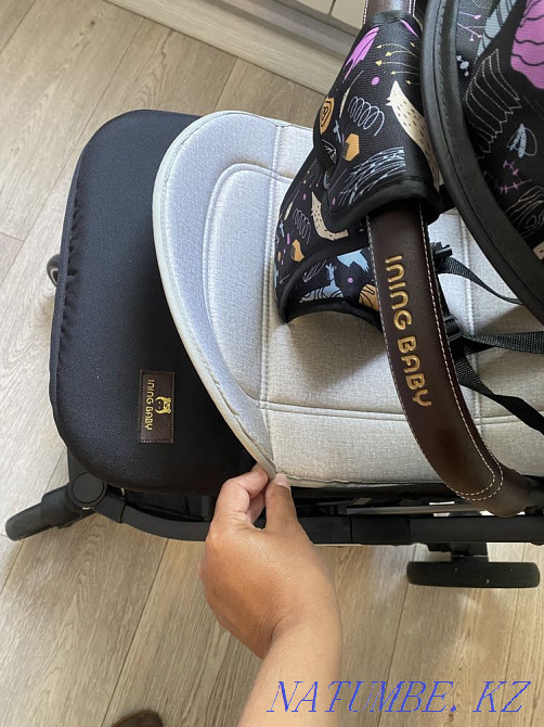 Stroller for sale in excellent condition I bought for 50.000 I will give for 30.0 Aqtau - photo 4