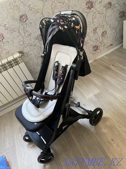 Stroller for sale in excellent condition I bought for 50.000 I will give for 30.0 Aqtau - photo 2