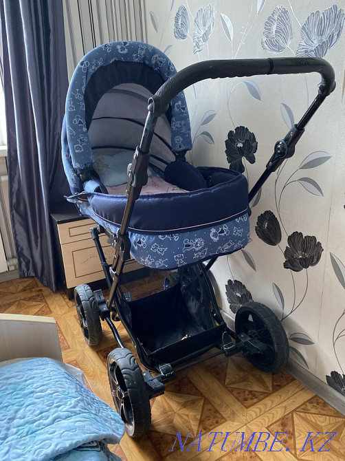Продам коляску в связи переезду Атырау - изображение 1