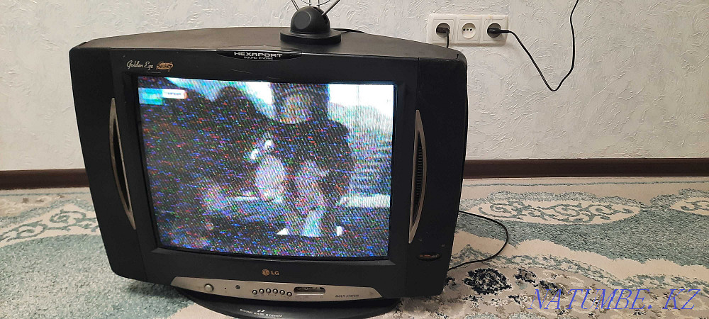 Телевизор, коляски, и другое Усть-Каменогорск - изображение 1