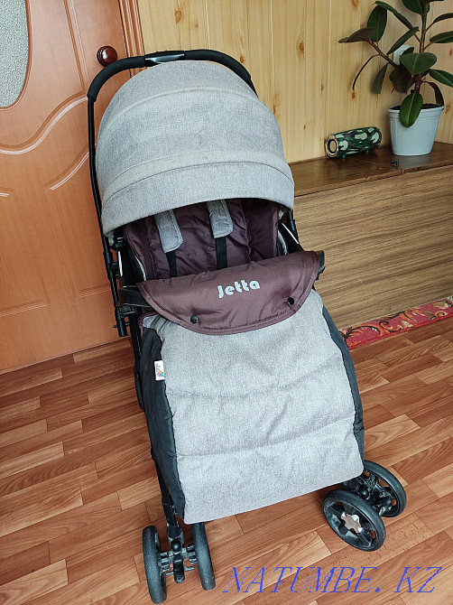 Продаю коляску в хорошем состоянии  - изображение 3