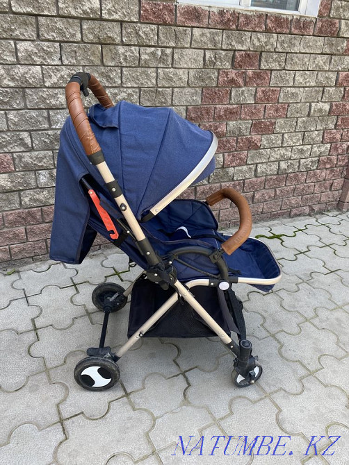 Продам Коляска Алматы - изображение 2