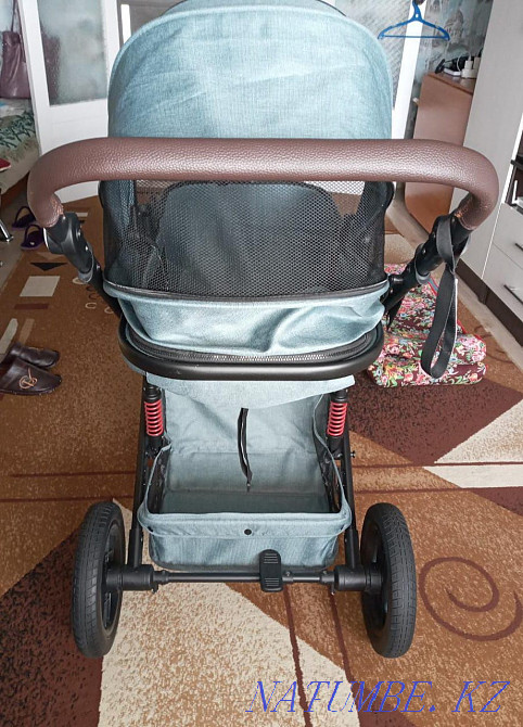stroller in very good condition Ust-Kamenogorsk - photo 1