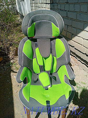Baby car seat.  - photo 1