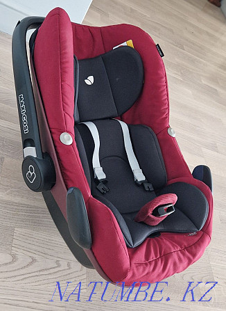 I will sell a car seat children's MAXI-COSI Astana - photo 1