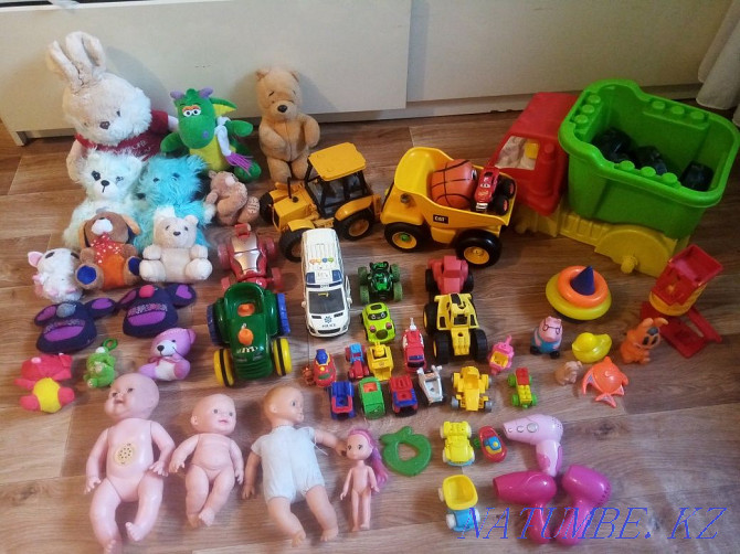 Children's toys exchange for 5 liter oil Almaty - photo 1