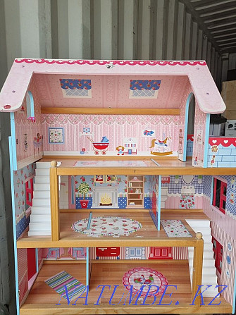 Dollhouse for girls  - photo 2