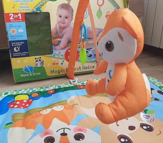 Детский развивающий коврик Chicco с игрушкой-подвеской в подарок Усть-Каменогорск