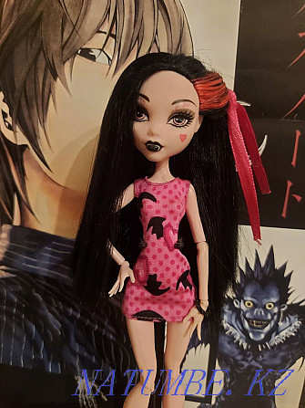 монстр жоғары. Monster high. Monster High. Дракулаура  Астана - изображение 1