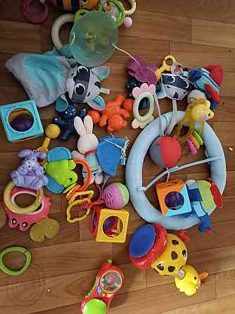 Пакет игрушек для малышей Almaty