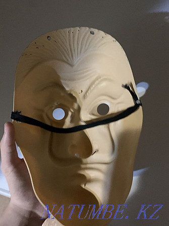 маска бумажный дом Тараз - изображение 2