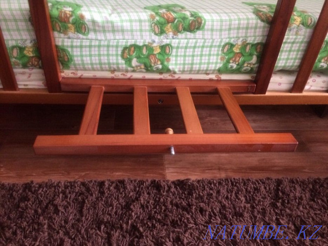 Продам деревянную кровать манеж Алматы - изображение 6