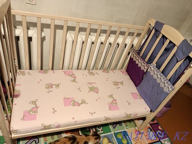 Baby crib  - photo 2