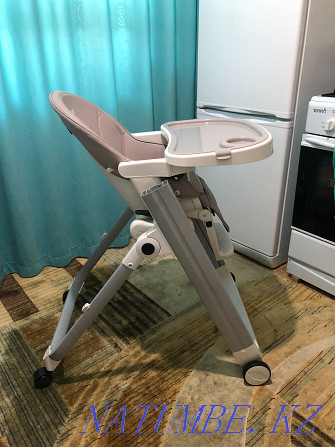 Highchair ivolia  - photo 4