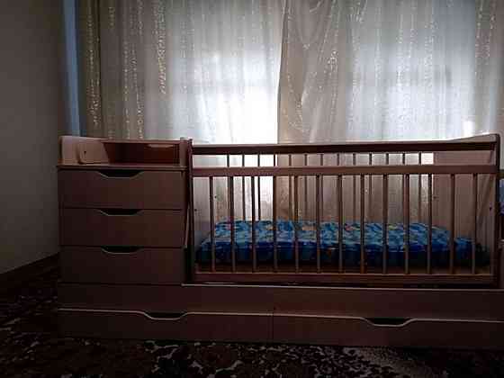 Продам детскую кроватку Almaty