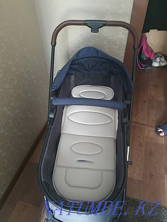 I will sell a carriage 2 in 1 from the birth of the child. The stroller is in excellent condition. Temirtau - photo 4