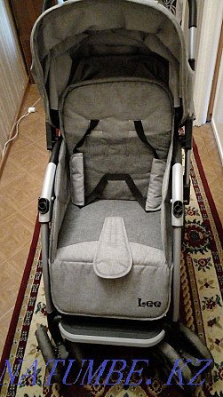 Comfortable baby stroller with reversible handle Almaty - photo 5