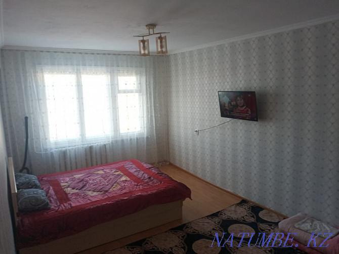  квартиру с почасовой оплатой Усть-Каменогорск - изображение 1