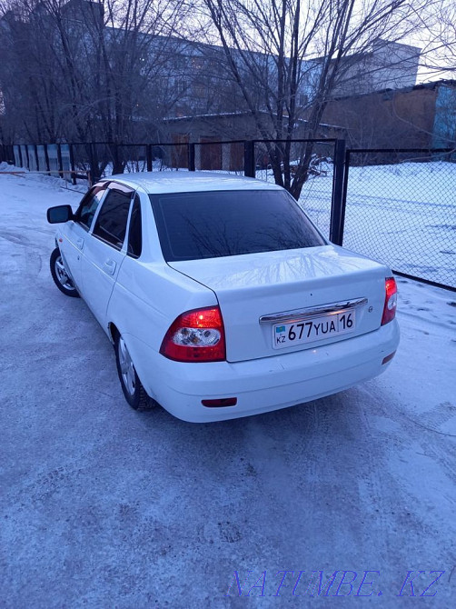 VAZ 2170 Priora жылдың седаны  отбасы  - изображение 3
