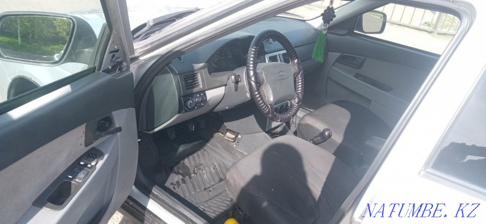 VAZ 2170 Priora Sedan    year Astana - photo 6