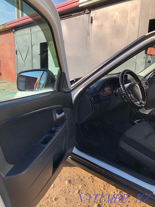 VAZ 2170 Priora Sedan    year Astana - photo 8