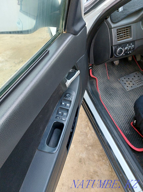 VAZ 2170 Priora жылдың седаны  Ақтөбе  - изображение 6