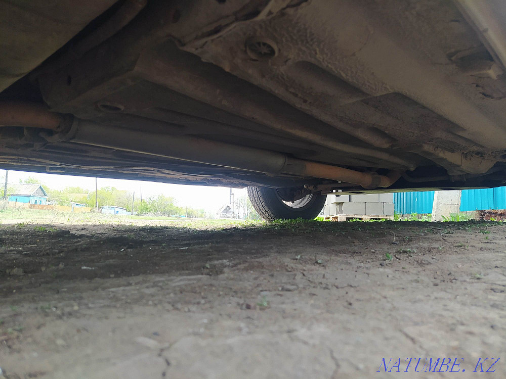 VAZ 2170 Priora жылдың седаны  Орал - изображение 8