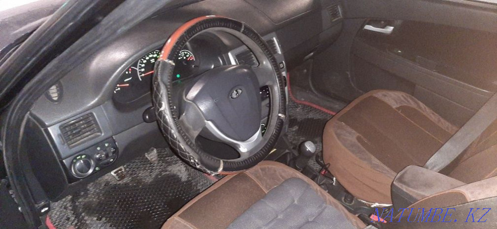 ВАЗ 2170 Priora Седан    года Семей - изображение 5