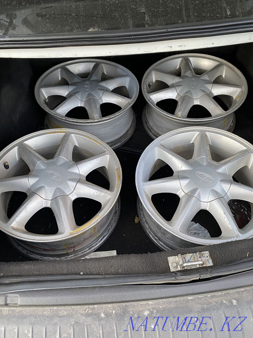 VAZ 2170 Priora жылдың седаны  Астана - изображение 10