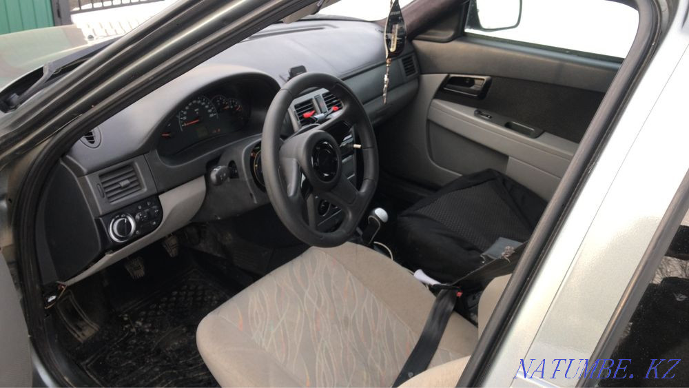 ВАЗ 2170 Priora Седан    года Актобе - изображение 4