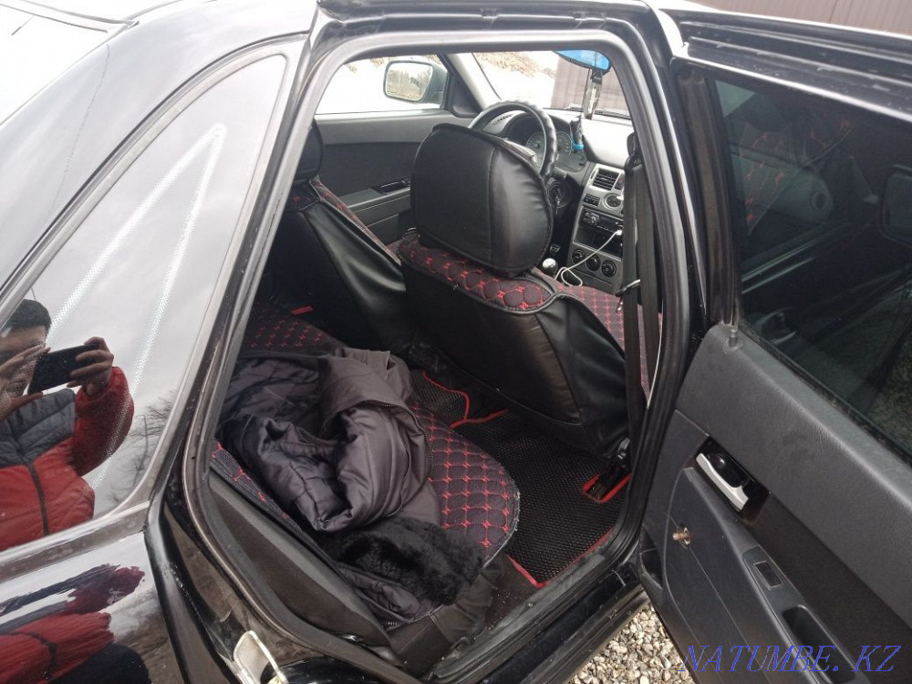 ВАЗ 2170 Priora Седан    года Семей - изображение 4