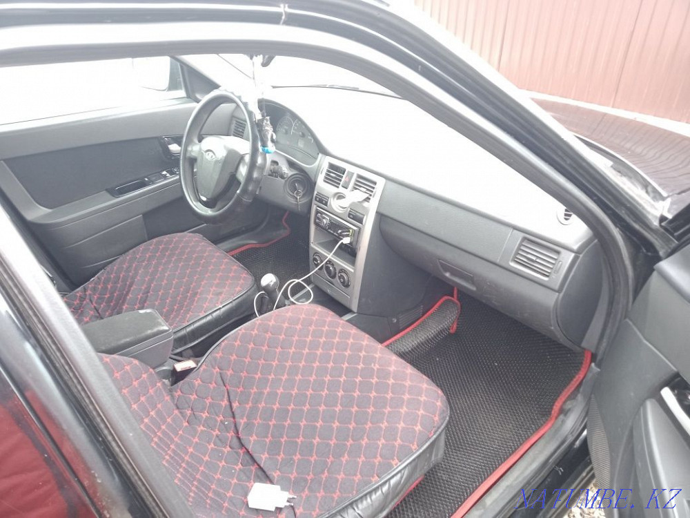 ВАЗ 2170 Priora Седан    года Семей - изображение 3