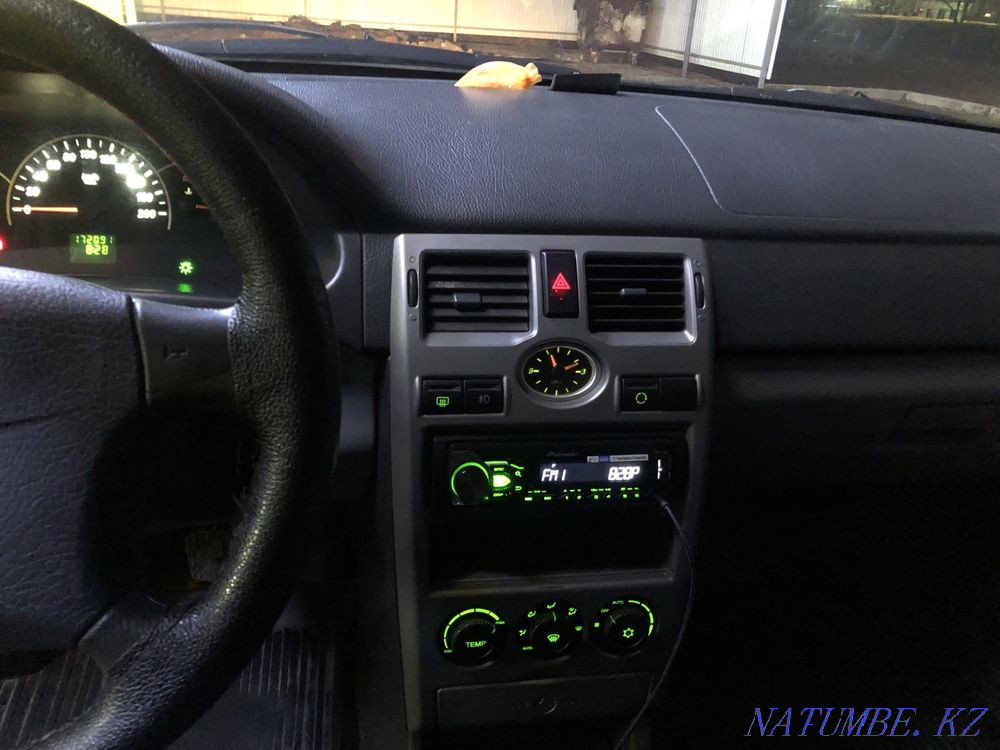 ВАЗ 2170 Priora Седан    года Аксай - изображение 5