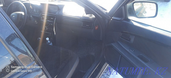 VAZ 2170 Priora жылдың седаны  отбасы  - изображение 3