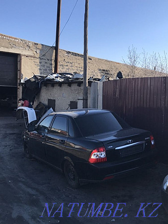 VAZ 2170 Priora жылдың седаны  отбасы  - изображение 2