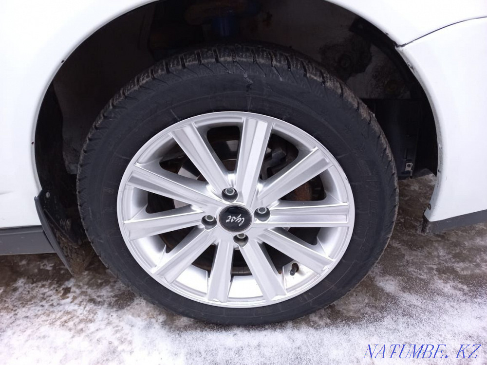 ВАЗ 2170 Priora Седан    года Атырау - изображение 4