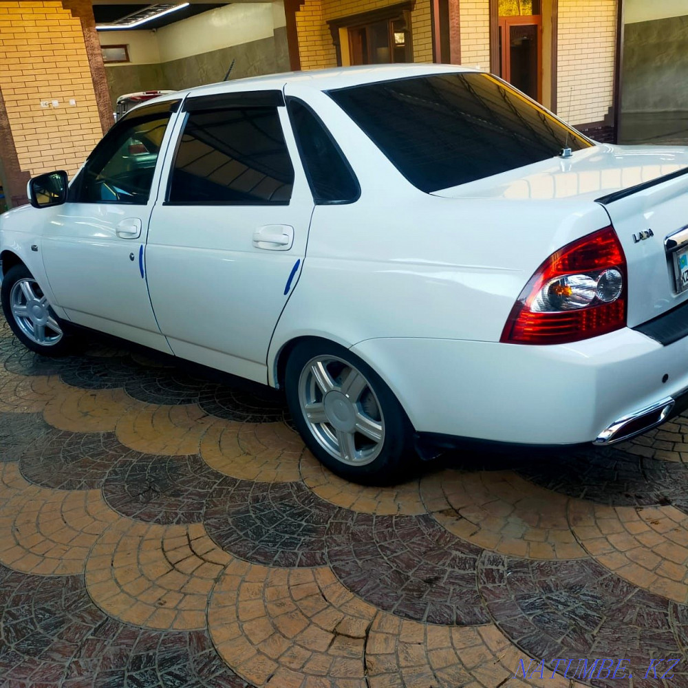 ВАЗ 2170 Priora Седан    года Сарыагаш - изображение 2