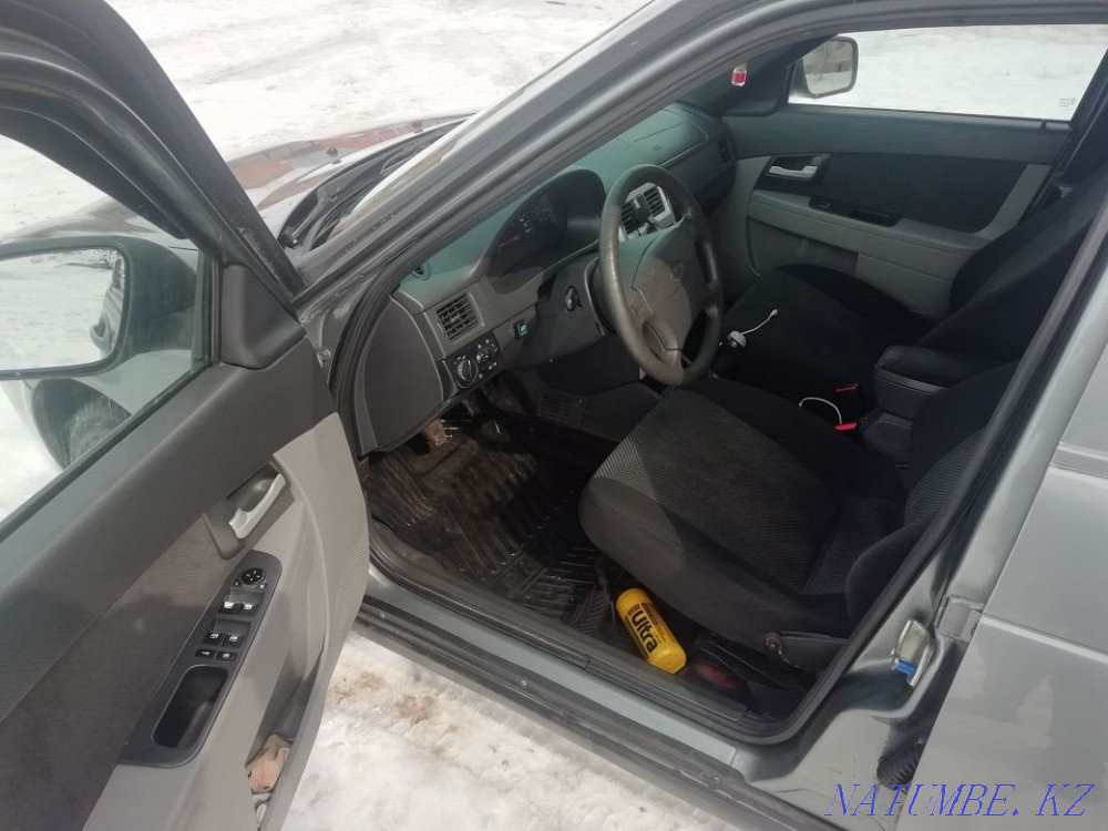 VAZ 2170 Priora жылдың седаны  - изображение 3