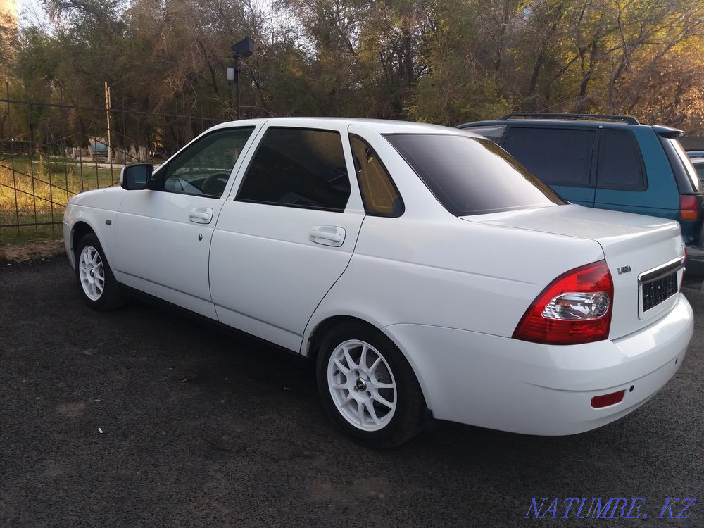 ВАЗ 2170 Priora Седан    года Семей - изображение 8