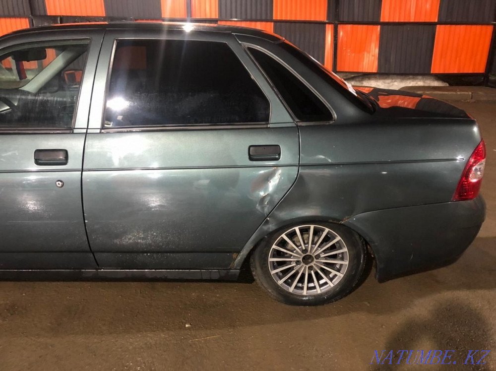 VAZ 2170 Priora жылдың седаны  Орал - изображение 4